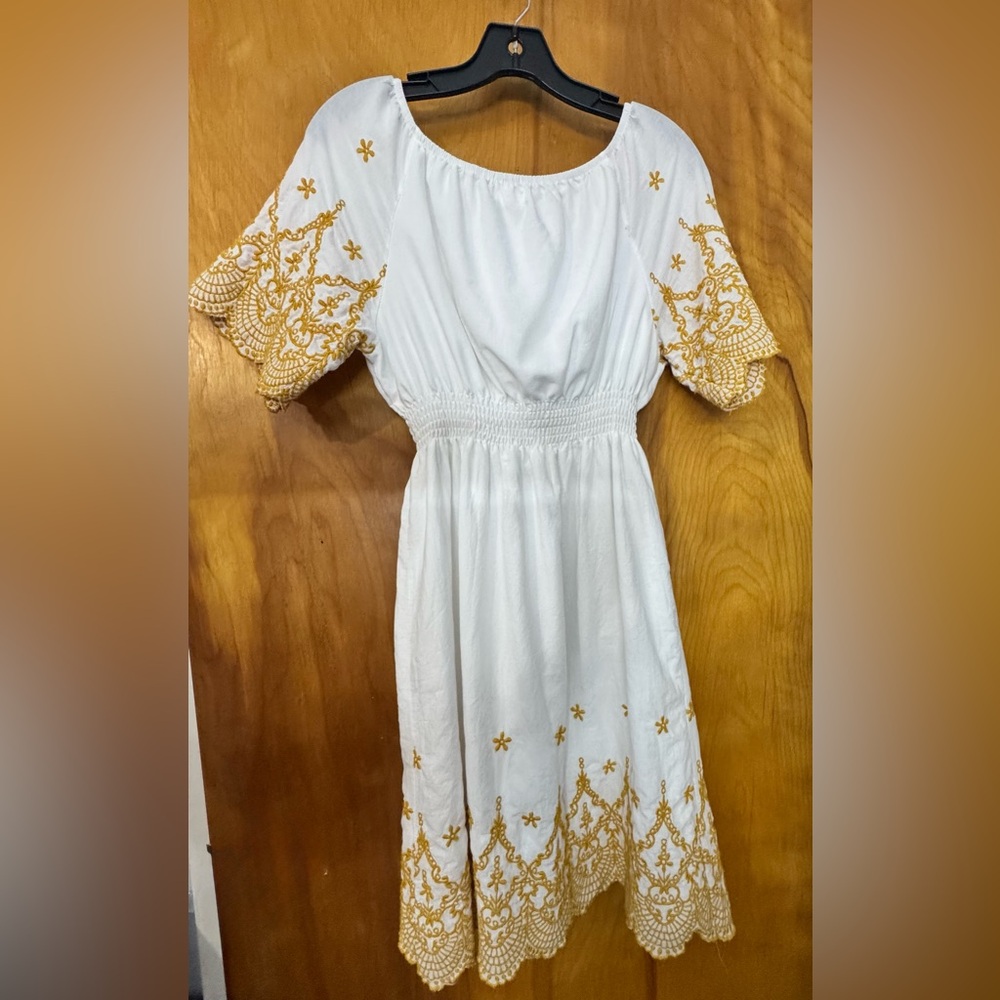 Anthropologie White Dress with Gold Embroidery - Picture 3 of 12